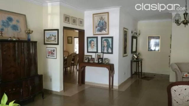 Casa en Esquina de Tres Dormitorios en pleno barrio Pepsi cola (OFERTA!!) — foto 2