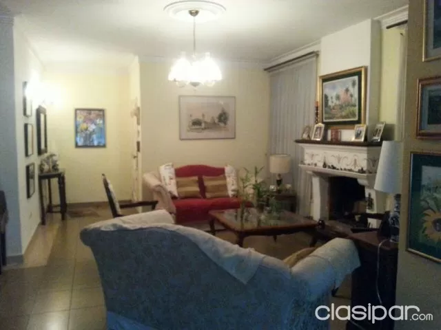Casa en Esquina de Tres Dormitorios en pleno barrio Pepsi cola (OFERTA!!) — foto 3