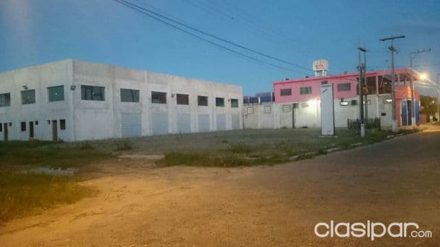 infrastructura para supermercado con salones y vivienda en PILAR!! ...COD: CL 555, foto 1
