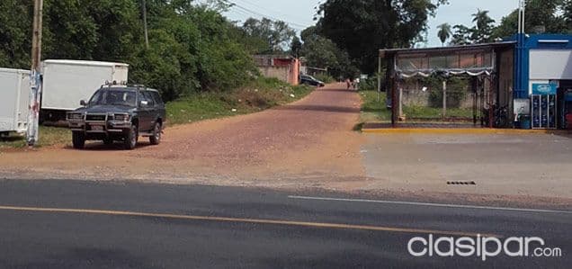 Lotes en aregúa z/gobernación, todos los servicios ---- 1.200.000 gs/cuota