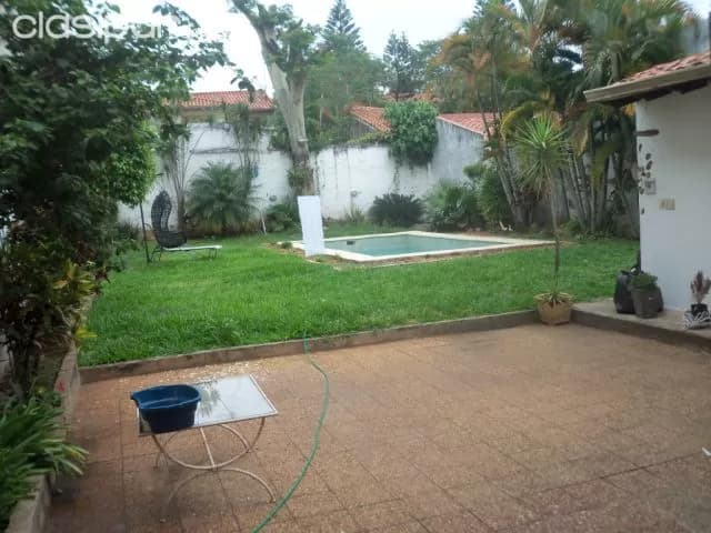 Zona shopping mcal lopez casa de 2 plantas c/ terreno de 12 X 45, foto 4