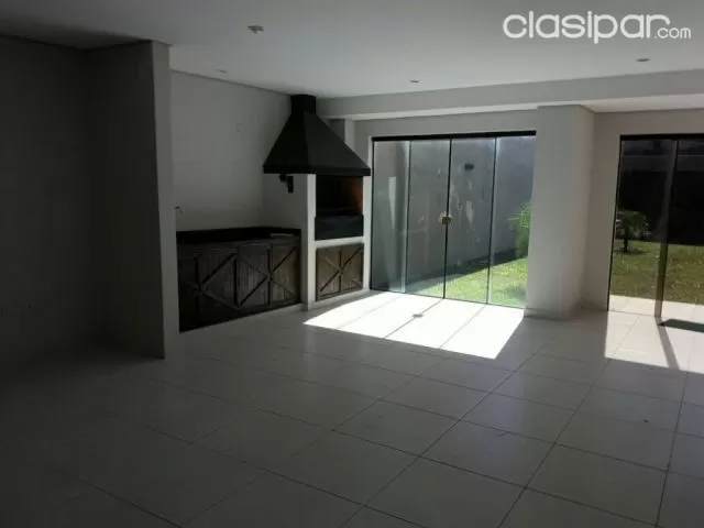 Elegante Residencia en Pleno Barrio Herrera, foto 3