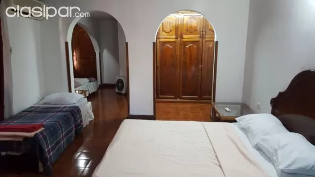por día/semana/mes casa con piscina en el centro de Encarnación — foto 2