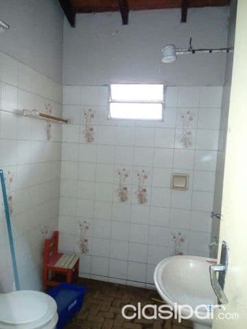 Casa en lambare.!!