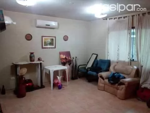 Casa en Ciudad del Este. Barrio che la reina — foto 3