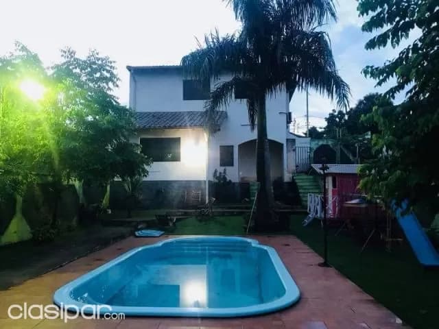 Casa en Ciudad del Este. Barrio che la reina — foto 4