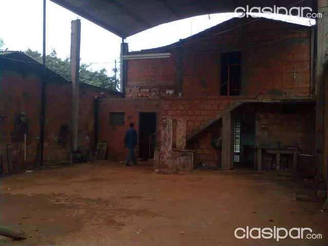 Oferta!!! Con facilidades de pago!!! Tinglado con locales y vivienda!!! Gran oportunidad!! — foto 4
