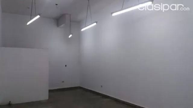 Salon comercial sobre zavala cue esq. Florida ciudad fdo. De mora — foto 4