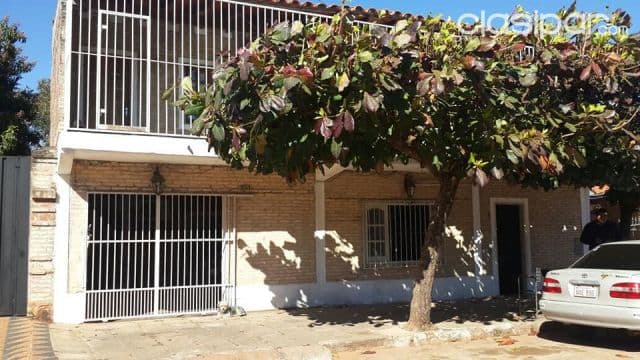 Casa en Luque y5063