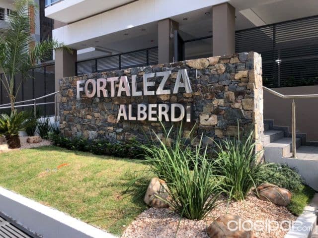Departamento edificio fortaleza alberdi (centro)