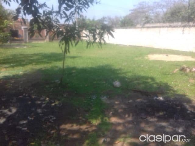 Terreno en mariano sobre asfalto. En esquina
