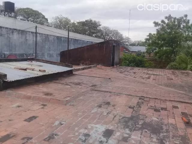 Edificio con salones comerciales e2088 — foto 3