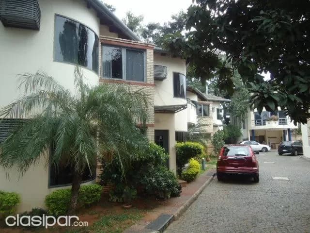 Hermosa casa en condominio cerrado!!zona Villa Morra — foto 2