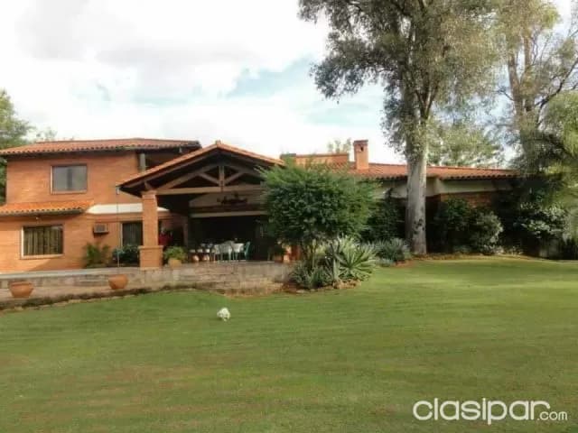 Oferto Residencia en Zona Rakiura - Luque — foto 3
