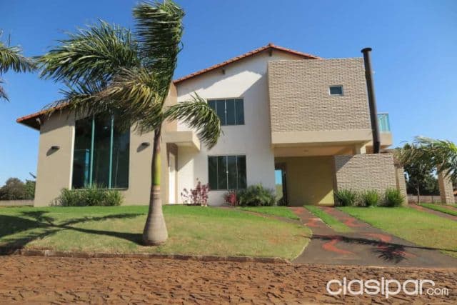 Hermosa casa en condominio cerrado, co