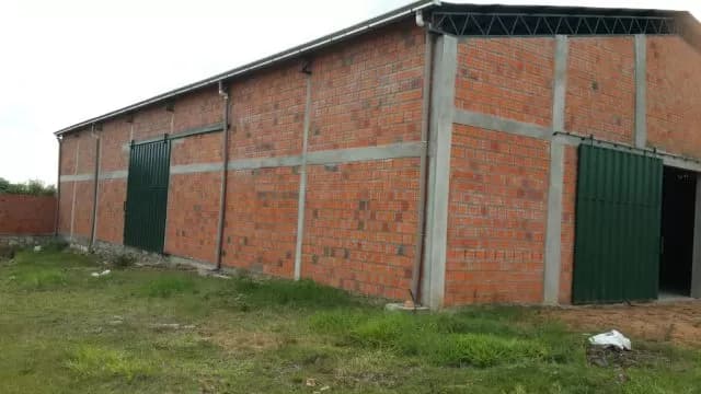 Ypane Villeta Tinglado Deposito Predio — foto 3