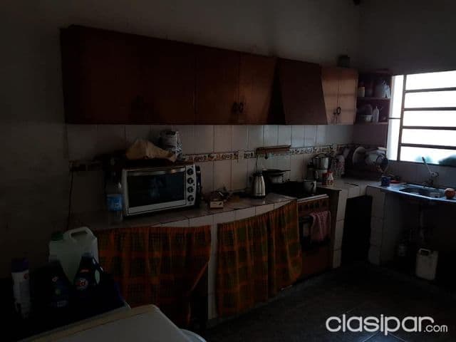 Casa en Fernando de la Mora norte. Cod 1455