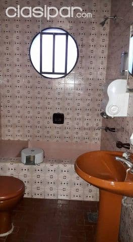 Se alquila casa para vivienda u oficina en Villa Morra — foto principal