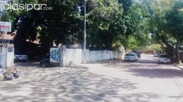 Terreno en esquina con excelente ubicación barrio Recoleta — foto 2