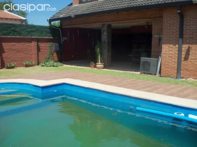Elegante residencia de 2 plantas piscina en barrio los laureles — foto 5