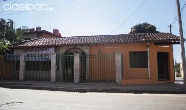 Amplia casa en San Lorenzo barrio san jose