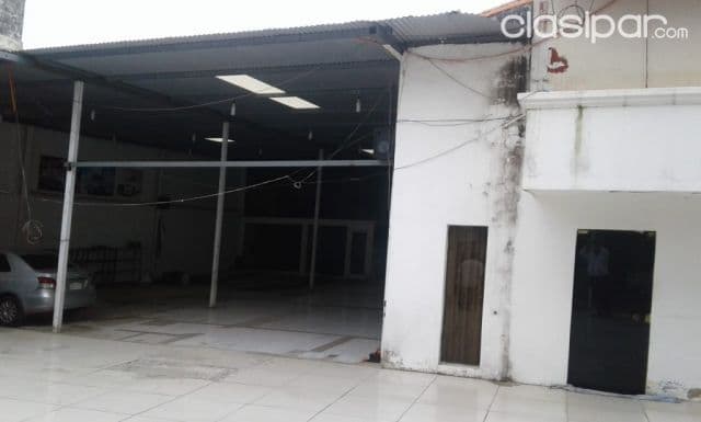 Casa en Asunción, con excelente ubicación. J4104
