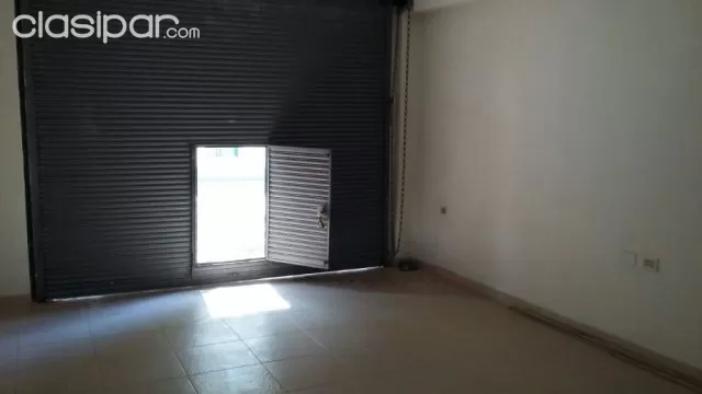 Salon comercial sobre Herrera casi caballero — foto 5