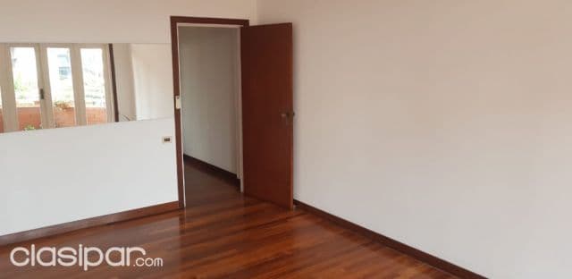Se alquila Departamento zona Colegio San José