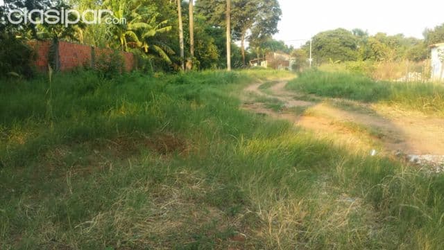 Terreno en limpio, sobre empedrado. Y5127 — foto principal