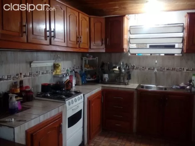 Hermosa casa sobre zona residencial, en lambare. Y5132 — foto 4