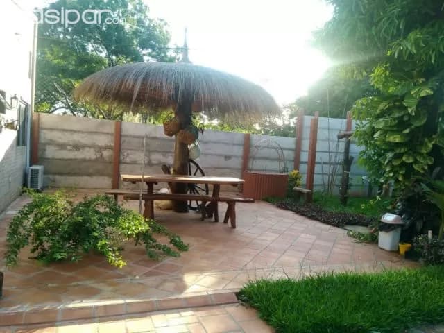 Hermoso chalet!! Excelente ubicación!en San Lorenzo — foto 2