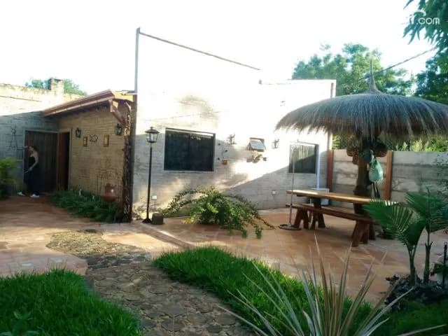 Hermoso chalet!! Excelente ubicación!en San Lorenzo — foto 4