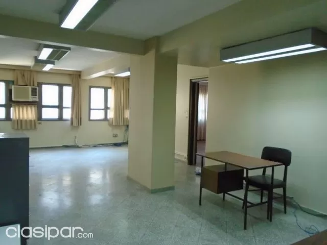 Se alquila oficina en el centro — foto 3