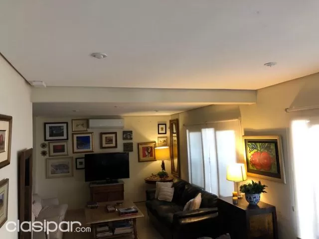 casa. 360mts² terreno. Construido 170mts². A metros de la Av Primer Presidente, foto 3