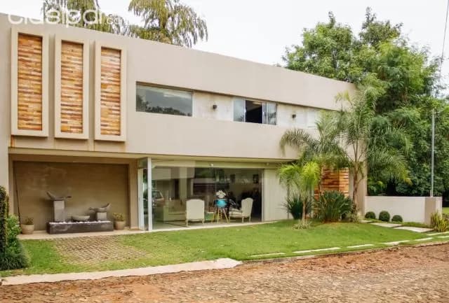 amplia y lujosa Casa de 3 dormitorios en barrio cerrado de Luque con piscina y SPA!! — foto 3