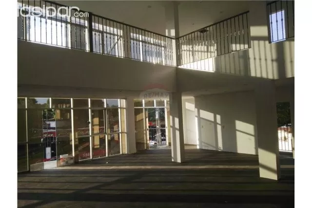 Edificio Comercial De La Victoria Bo.San Pablo — foto 3