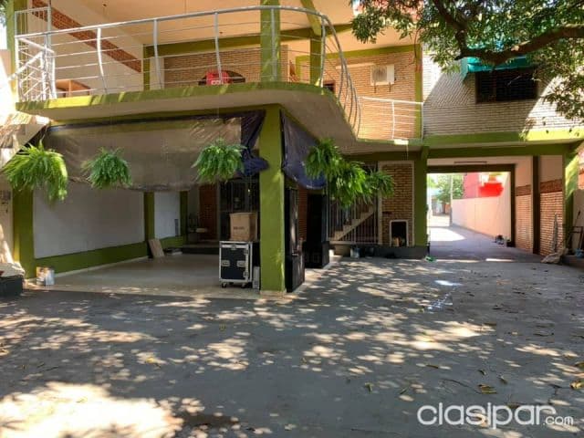 Hermosa casa de 09 habitaciones en pleno centro de pdte franco, foto 1