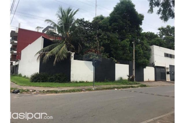 Oficinas en esquina en Fernando de la Mora 1,900,000,000 ₲, foto 1