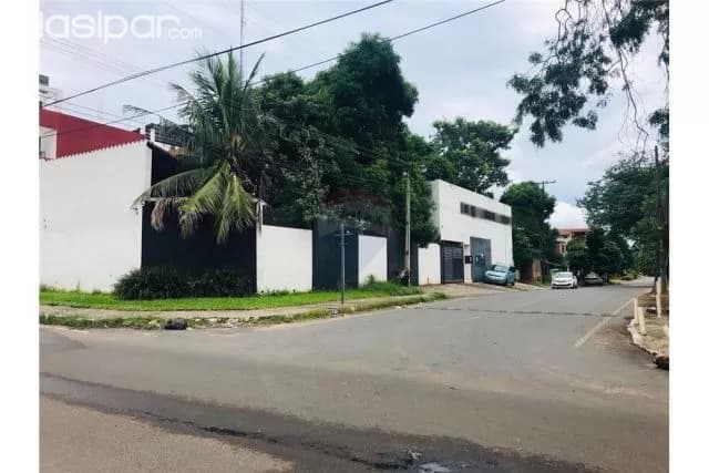 Oficinas en esquina en Fernando de la Mora 1,900,000,000 ₲, foto 3