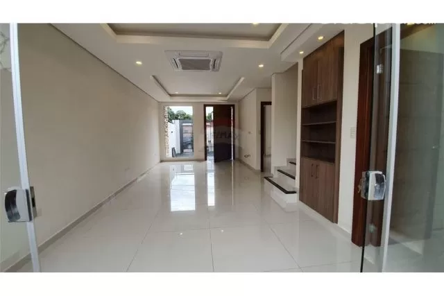 Amplio duplex a estrenar- zona mas alta del cit 180,000 usd, foto 4