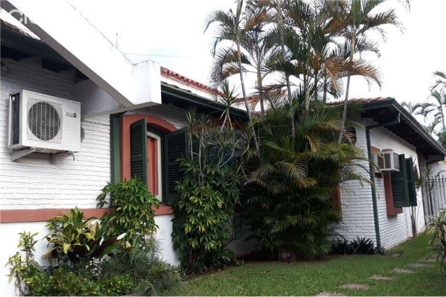 Casa en los laureles, 972 m2