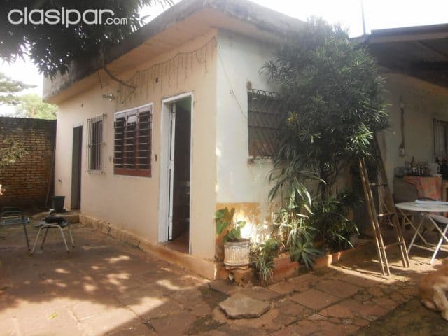 casa en San Lorenzo barrio lucerito, Superficie 360 mts2