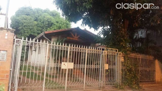 Hermosa casa en fdo.de la mora. Y5195