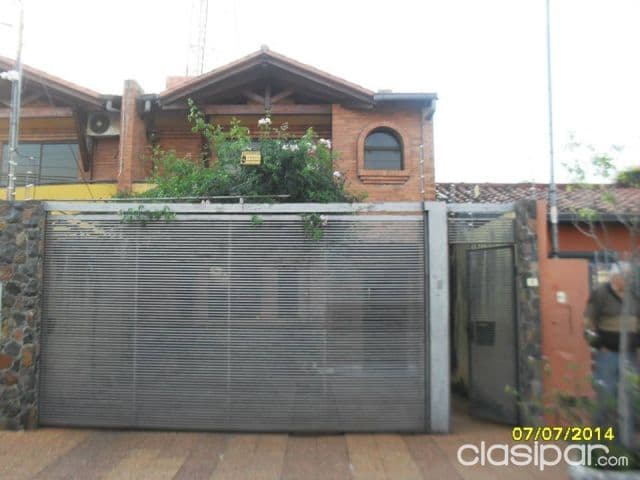 Hermoso duplex en fdo. De la mora zona norte. J4122