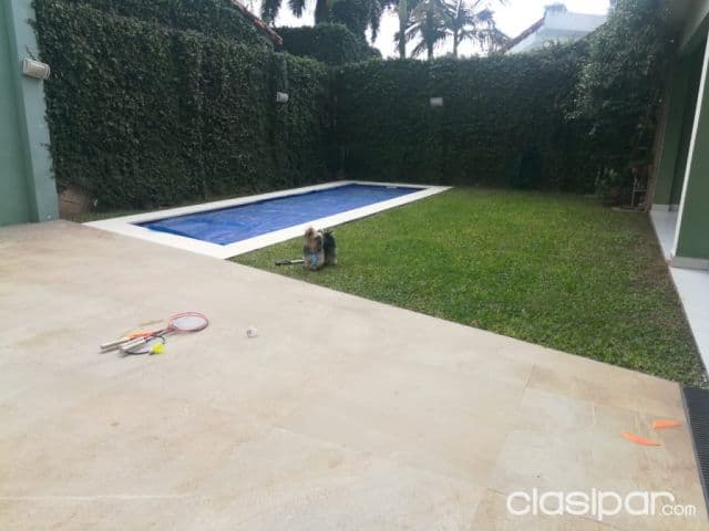 casa zona Casa Rica 2, a pasos de Molas Lopez — foto 1