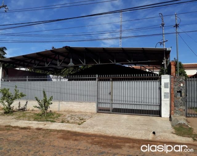 Hermosa casa en barrio san cristobal, asuncion. J4020