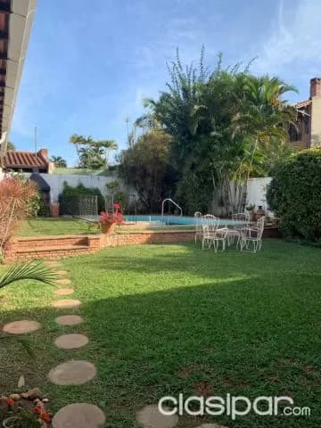 Amplia casa con piscina en barrio Jara — foto 5