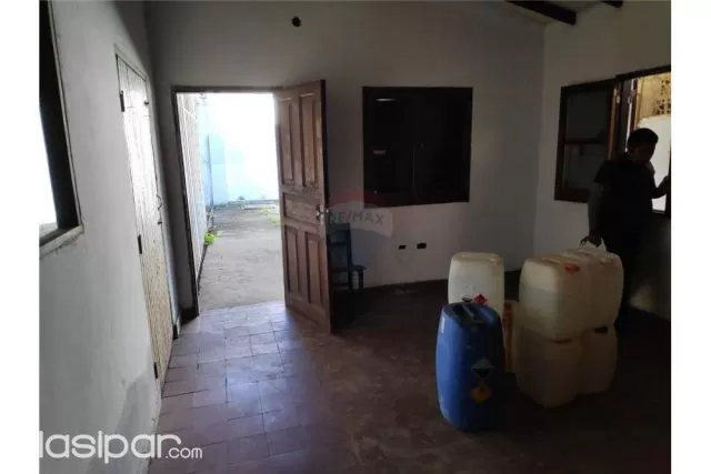 Amplio TINGLADO sobre asfalto, foto 5