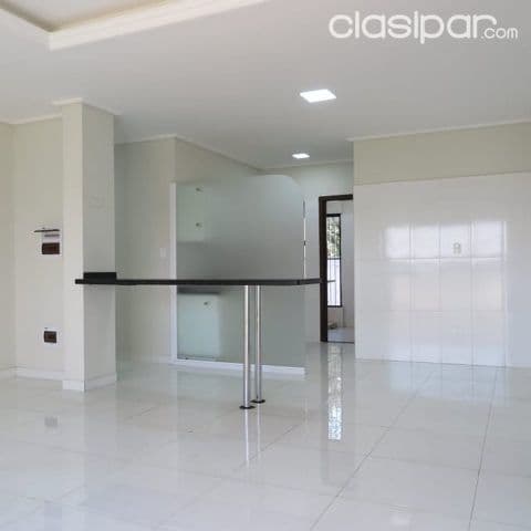 Lujoso departamento de 03 habitaciones en el country club