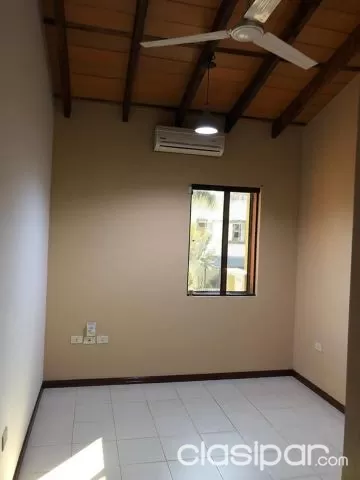 Duplex en ycua sati — foto 4